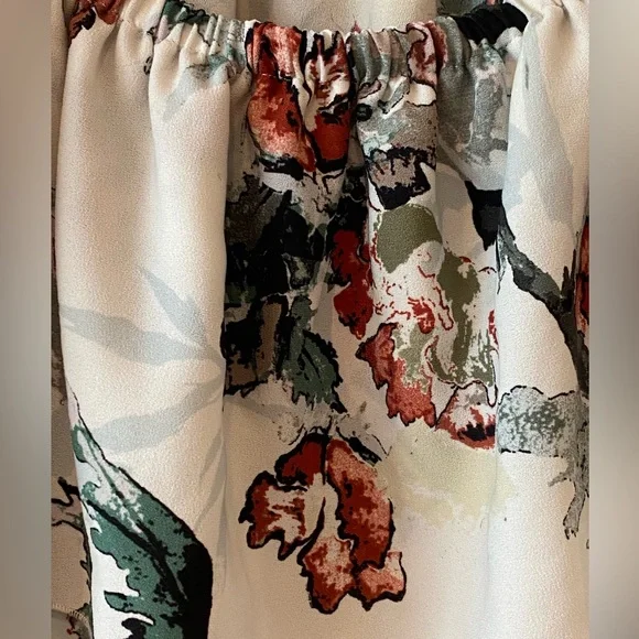 Wilfred off the shoulder floral top Medium - Picture 4 of 6